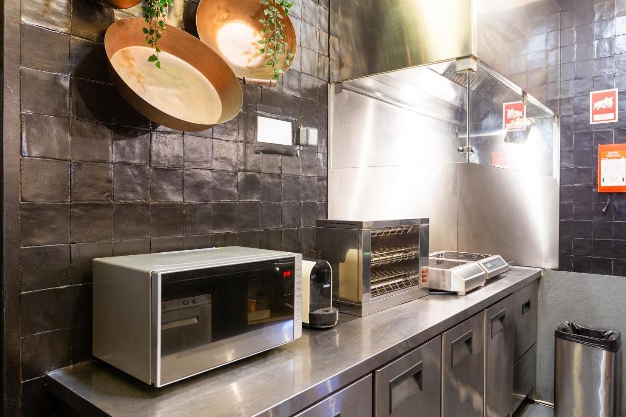C&F Hostel Πόρτο Εξωτερικό φωτογραφία